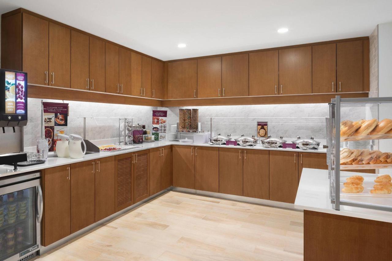 Residence Inn By Marriott Stamford Downtown Екстер'єр фото