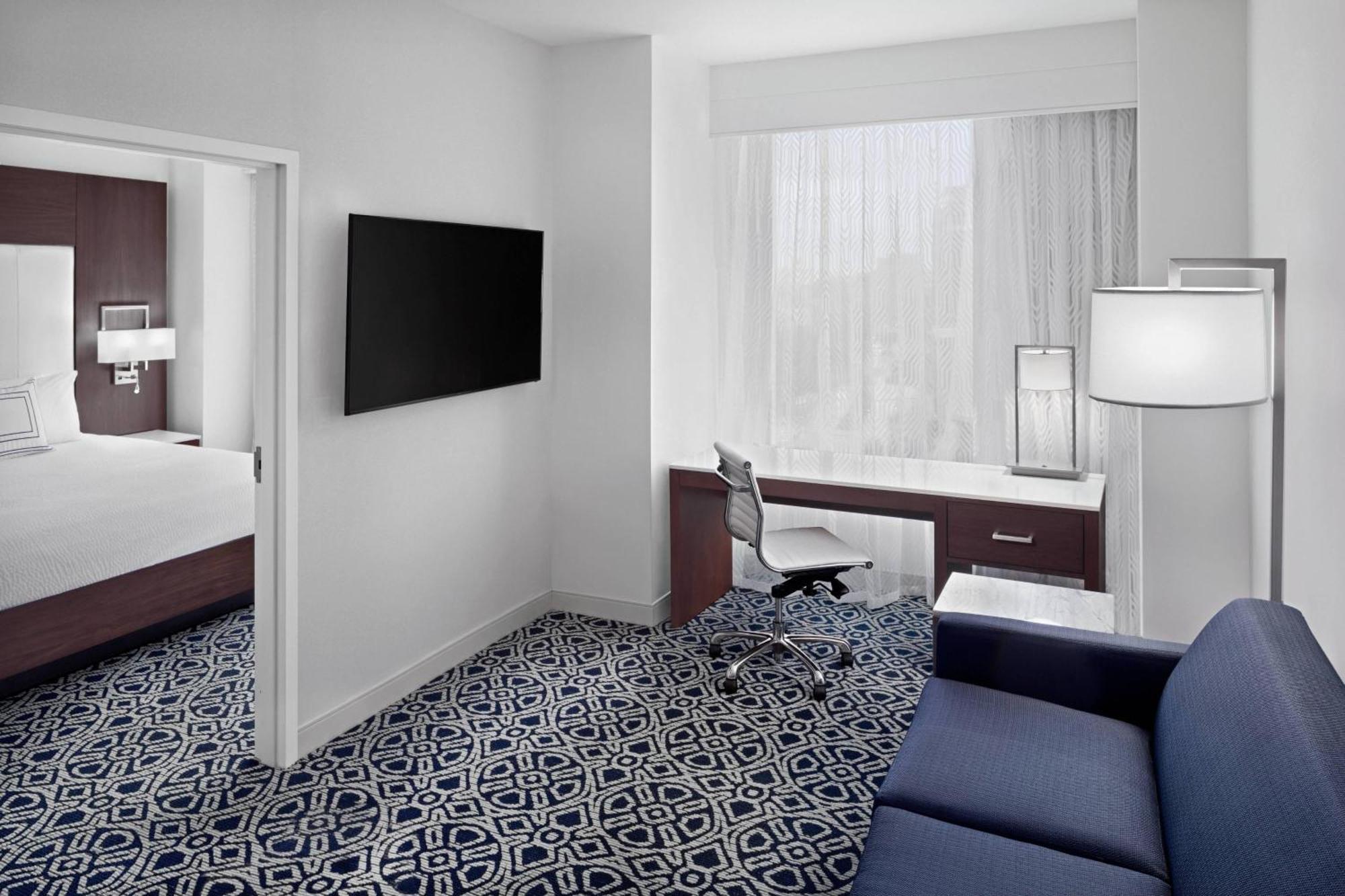 Residence Inn By Marriott Stamford Downtown Екстер'єр фото