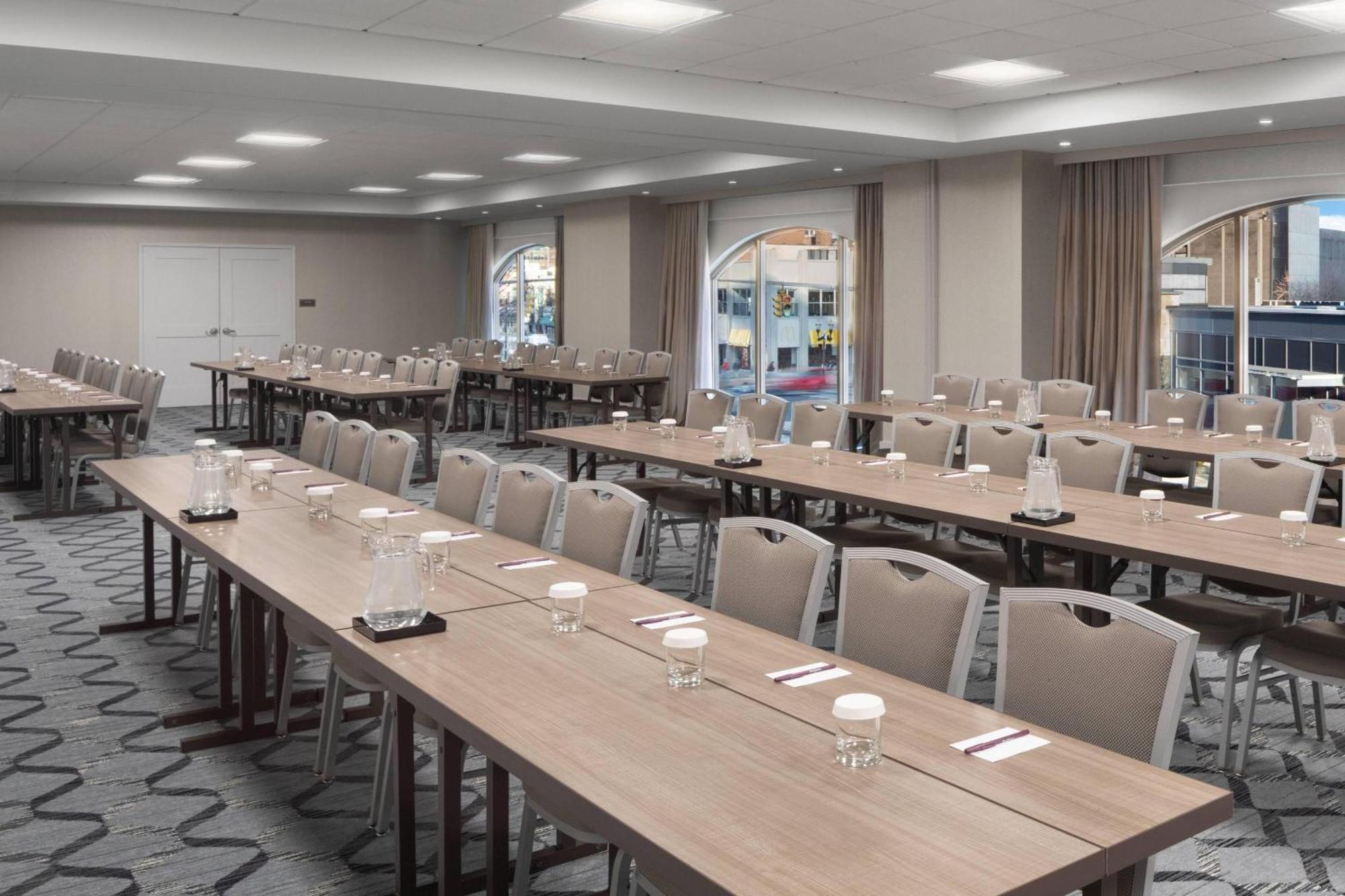 Residence Inn By Marriott Stamford Downtown Екстер'єр фото